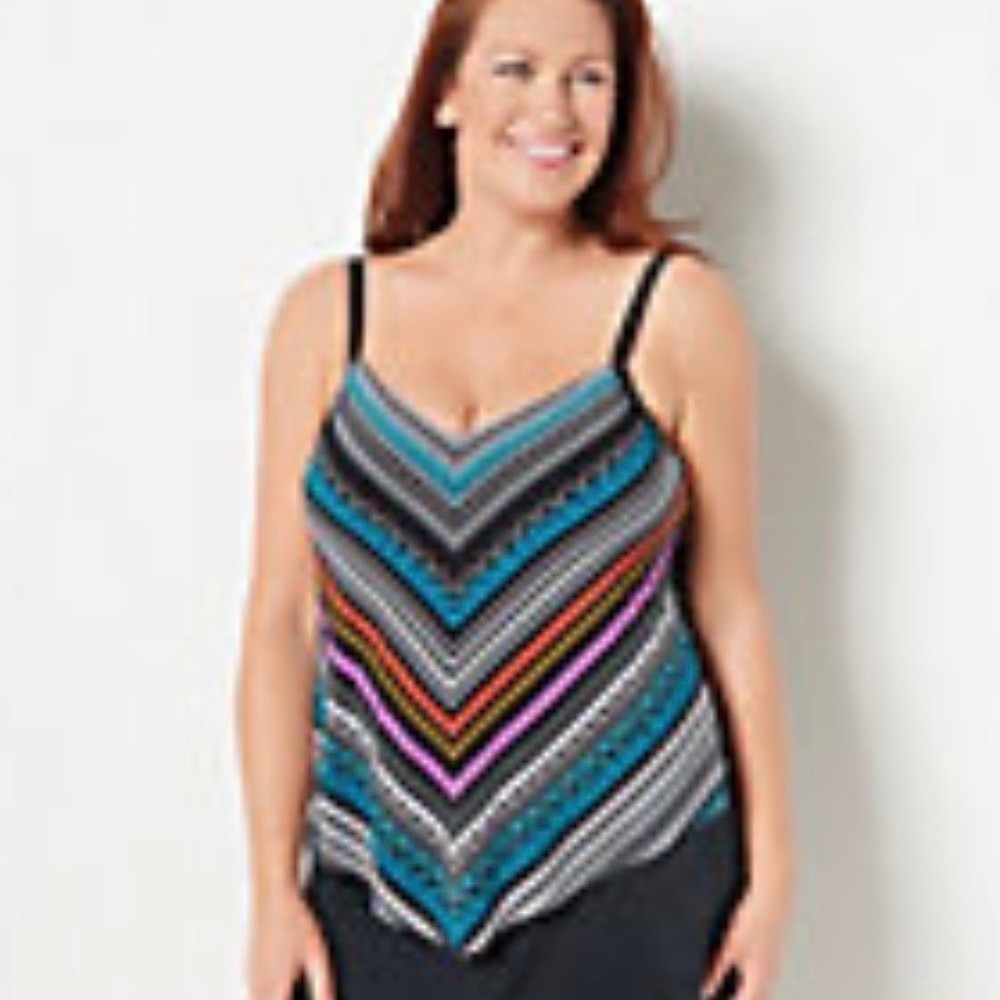 Fit 4 U Chevron Geometric Handkerchief Hem Tankini Swim Top only Black Multi 22W